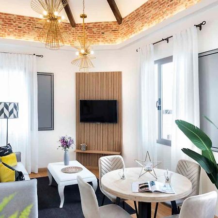 Apartamento Familiar Nuevo De Diseno En La Mejor Zona De Triana, Parking Included セビリア エクステリア 写真