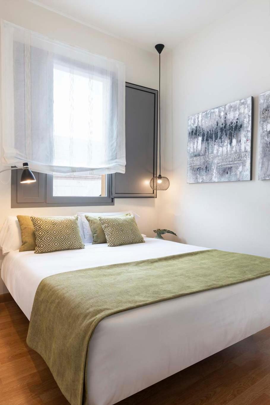 Apartamento Familiar Nuevo De Diseno En La Mejor Zona De Triana, Parking Included セビリア エクステリア 写真